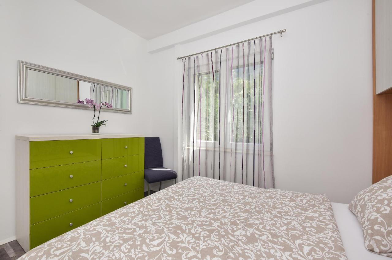 Apartment Maslina Makarska